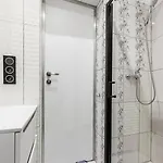 Shortstaypoland Plac Unii Lubelskiej B188 Апартаменты